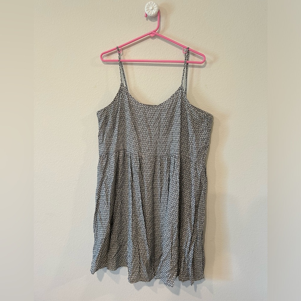 Patterned dress